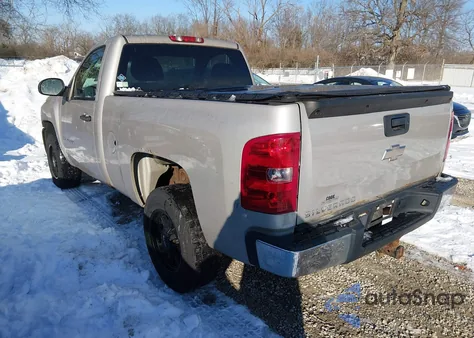 2008 Chevrolet Silverado 1500 Work Truck z USA, uszkodzony, nr VIN 1GCEC14X48Z169830